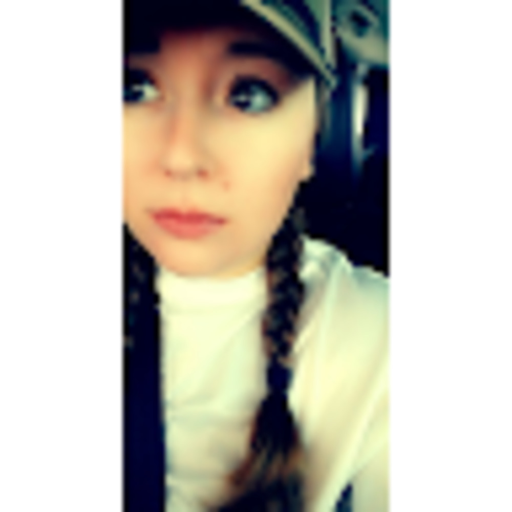 Meet your Posher, Brianna